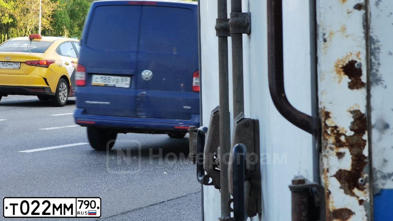 Фото автомобиля LADA 2107 LADA, 2010 — госномер Н707СТ62. Цвет: Сине-Черный
