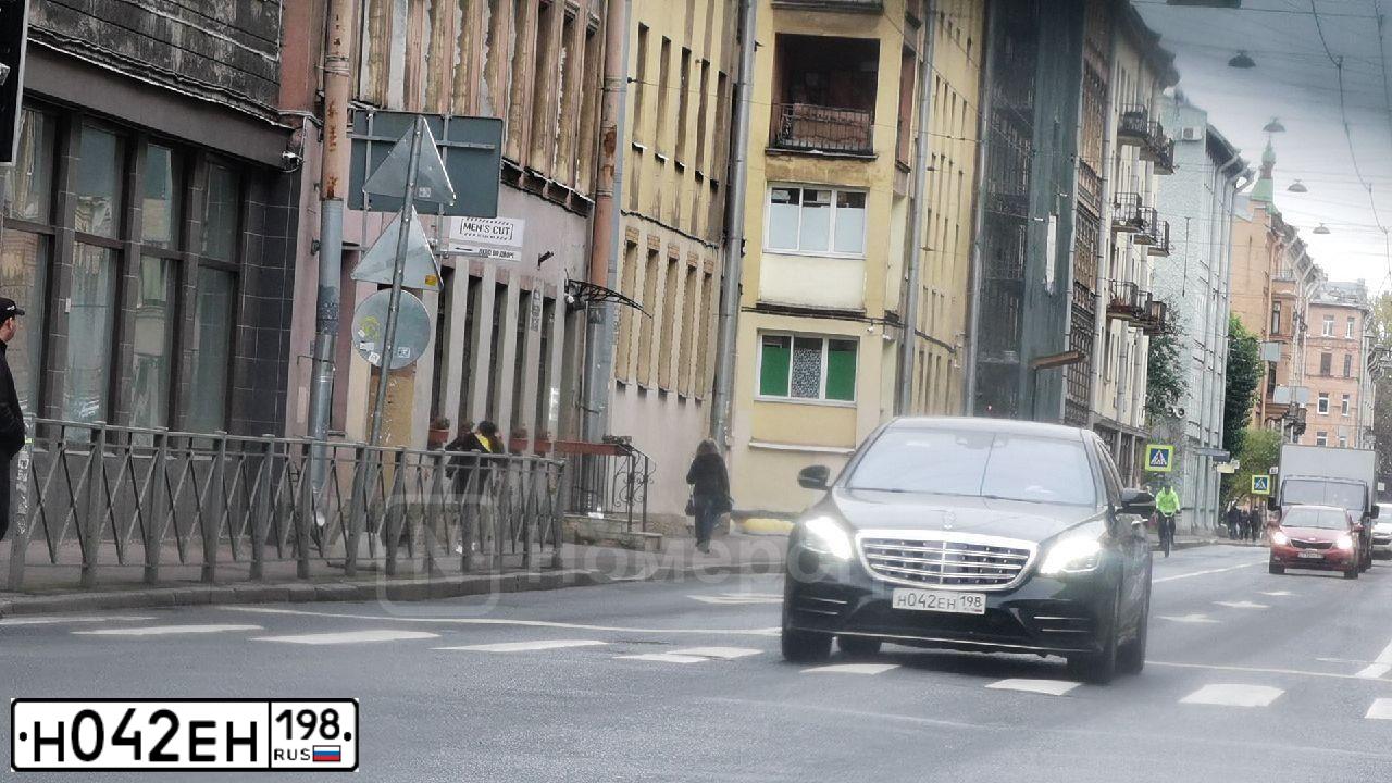 Фото автомобиля MERCEDES S-KLASSE, 2015 — госномер В446ТС797. Цвет: ЧЕРНЫЙ