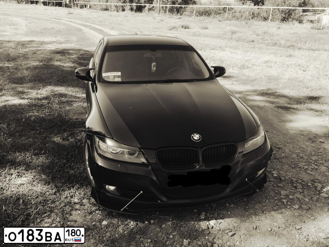 Фото автомобиля BMW 318I, 2011 — госномер Х082ВЕ323. Цвет: ЧЕРНЫЙ