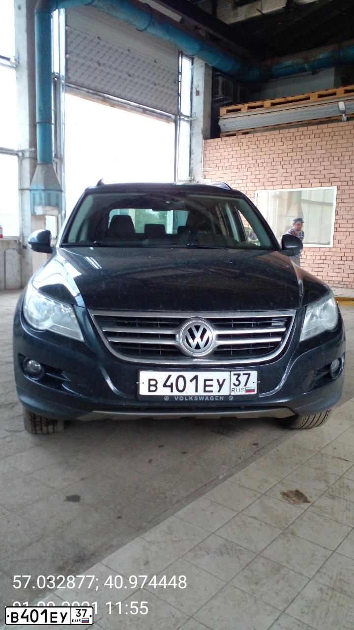 Фото автомобиля VOLKSWAGEN TIGUAN, 2010 — госномер О285РС29