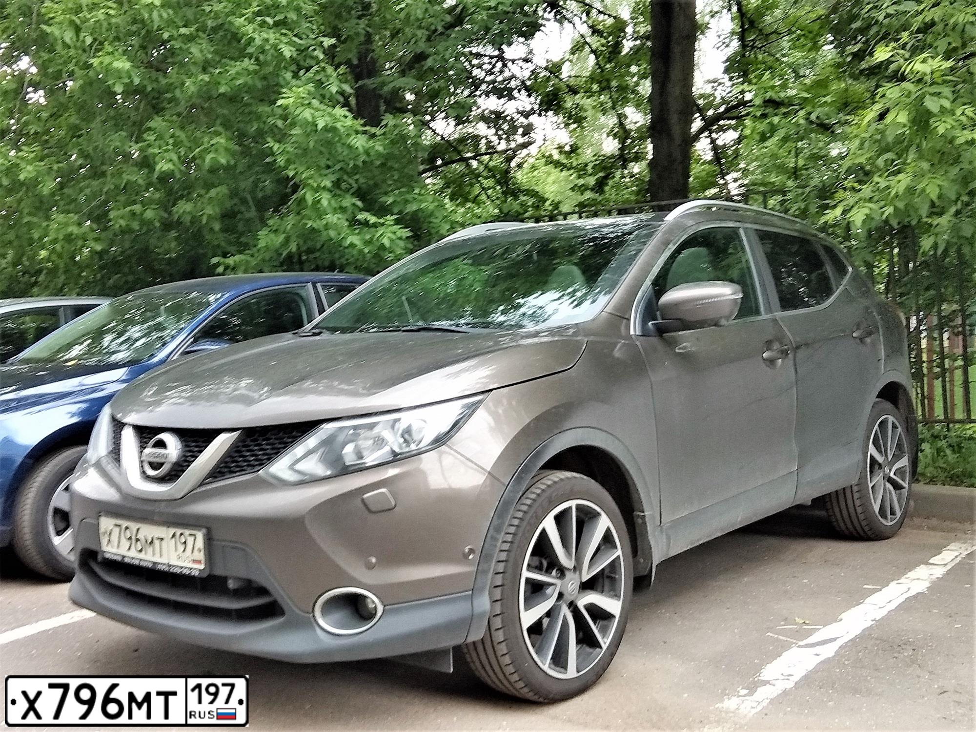 Фото автомобиля NISSAN QASHQAI, 2011 — госномер Х796МТ197. Цвет: Серый