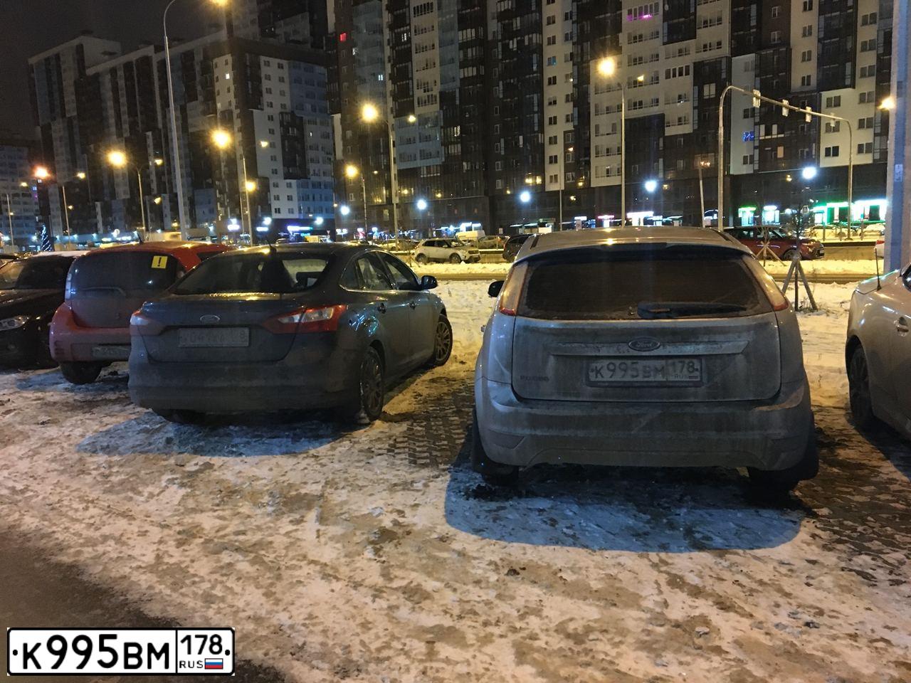 Фото автомобиля FORD FOCUS, 2011 — госномер К995ВМ178. Цвет: СЕРЕБРИСТЫЙ