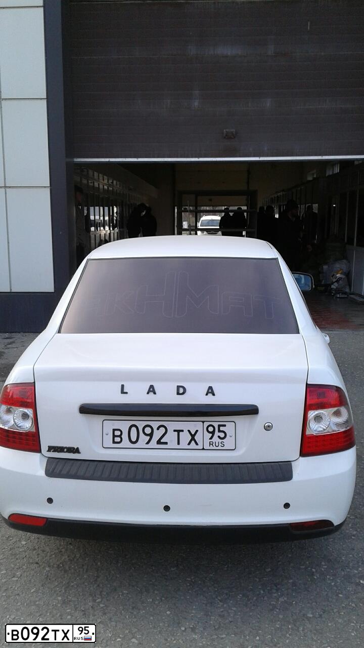 Фото автомобиля LADA 2170 PRIORA, 2012 — госномер Т140МХ05. Цвет: Белый