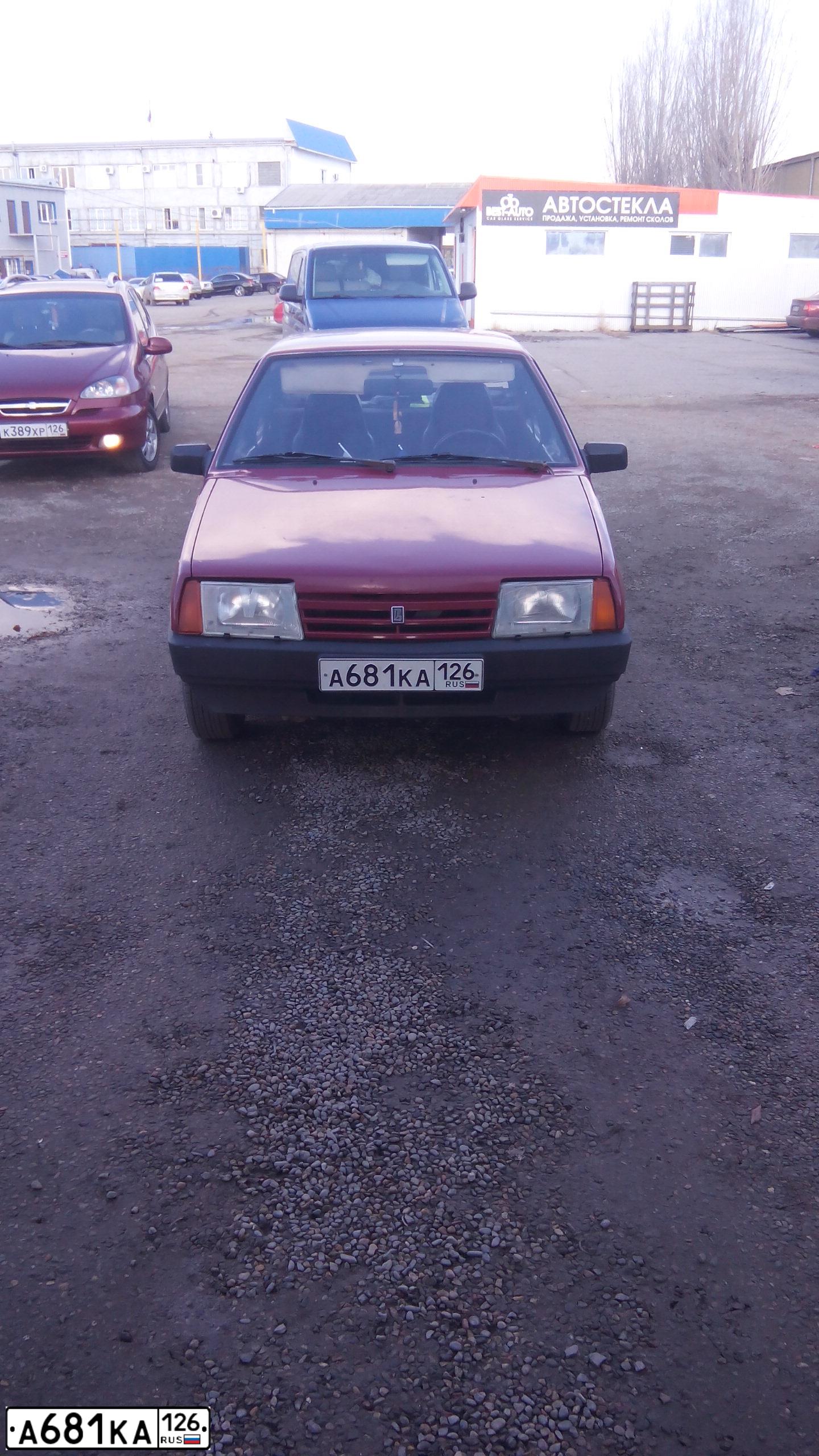 Фото автомобиля LADA 2109 SAMARA, 1994 — госномер К358ЕМ26. Цвет: КРАСНЫЙ
