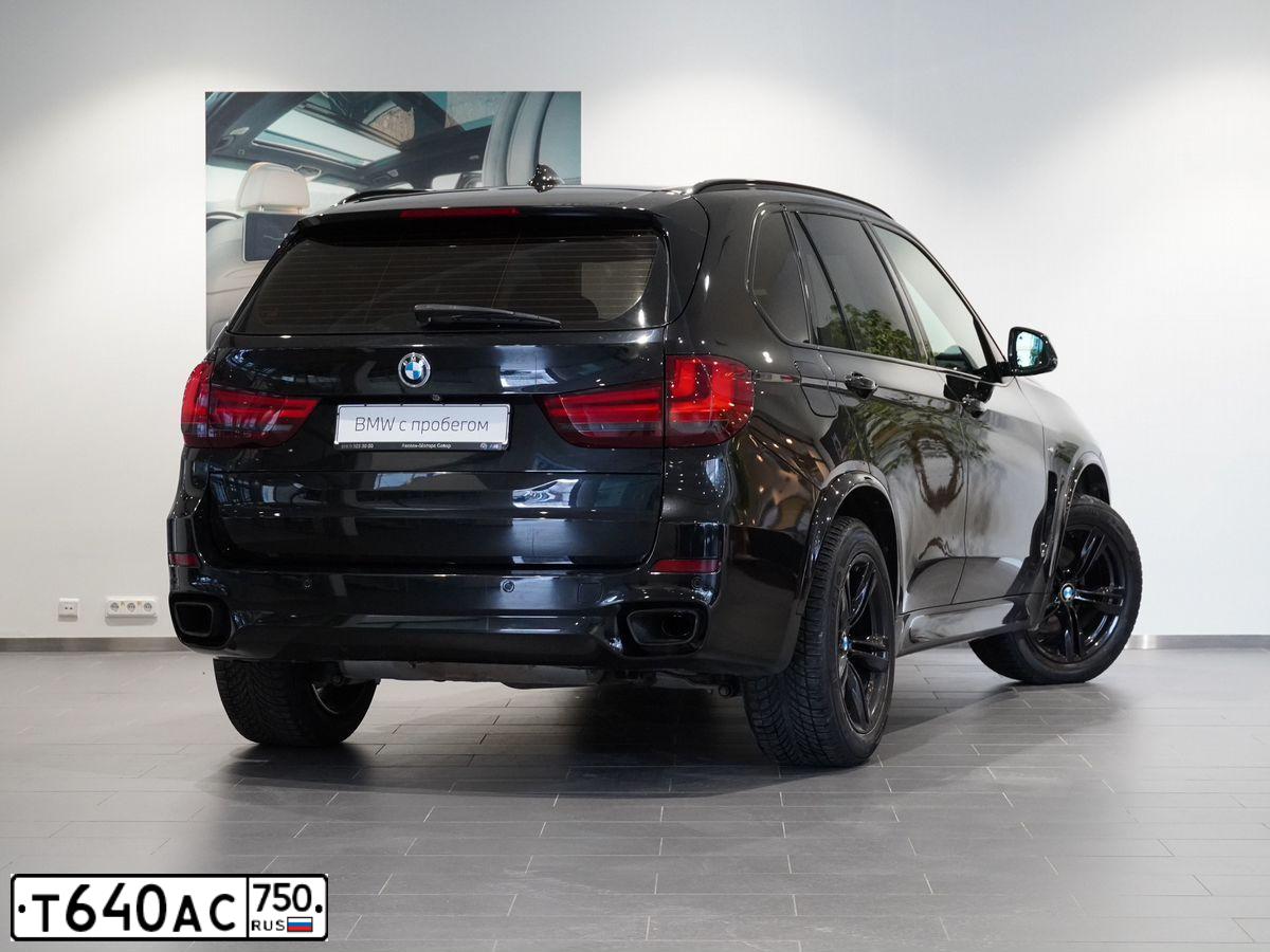 Фото автомобиля BMW X5, 2017 — госномер Х005МТ47. Цвет: ЧЕРНЫЙ МЕТАЛЛИК