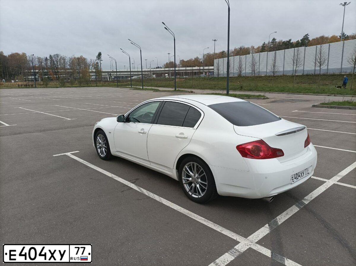 Фото автомобиля INFINITI G25, 2012 — госномер М706ХХ33