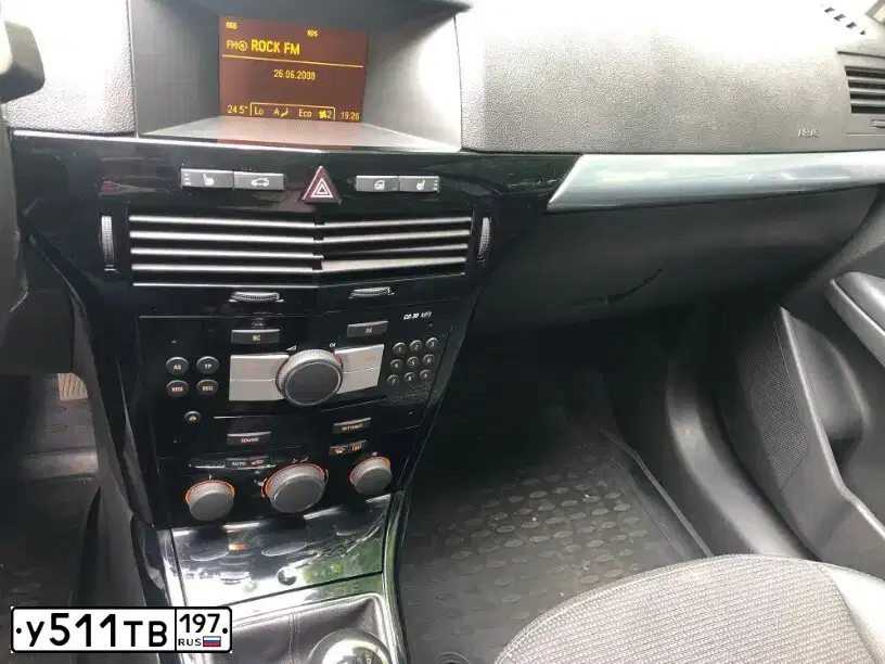 Фото автомобиля OPEL ASTRA, 2008 — госномер У511ТВ197. Цвет: ЧЕРНЫЙ