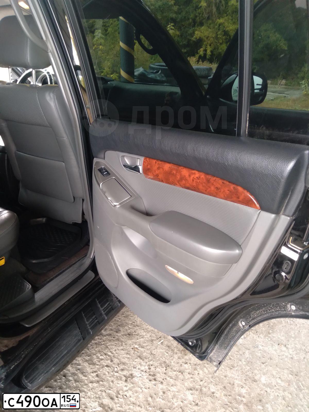Фото автомобиля TOYOTA LANDCRUISER, 2004 — госномер О362КО78. Цвет: ЧЕРНЫЙ