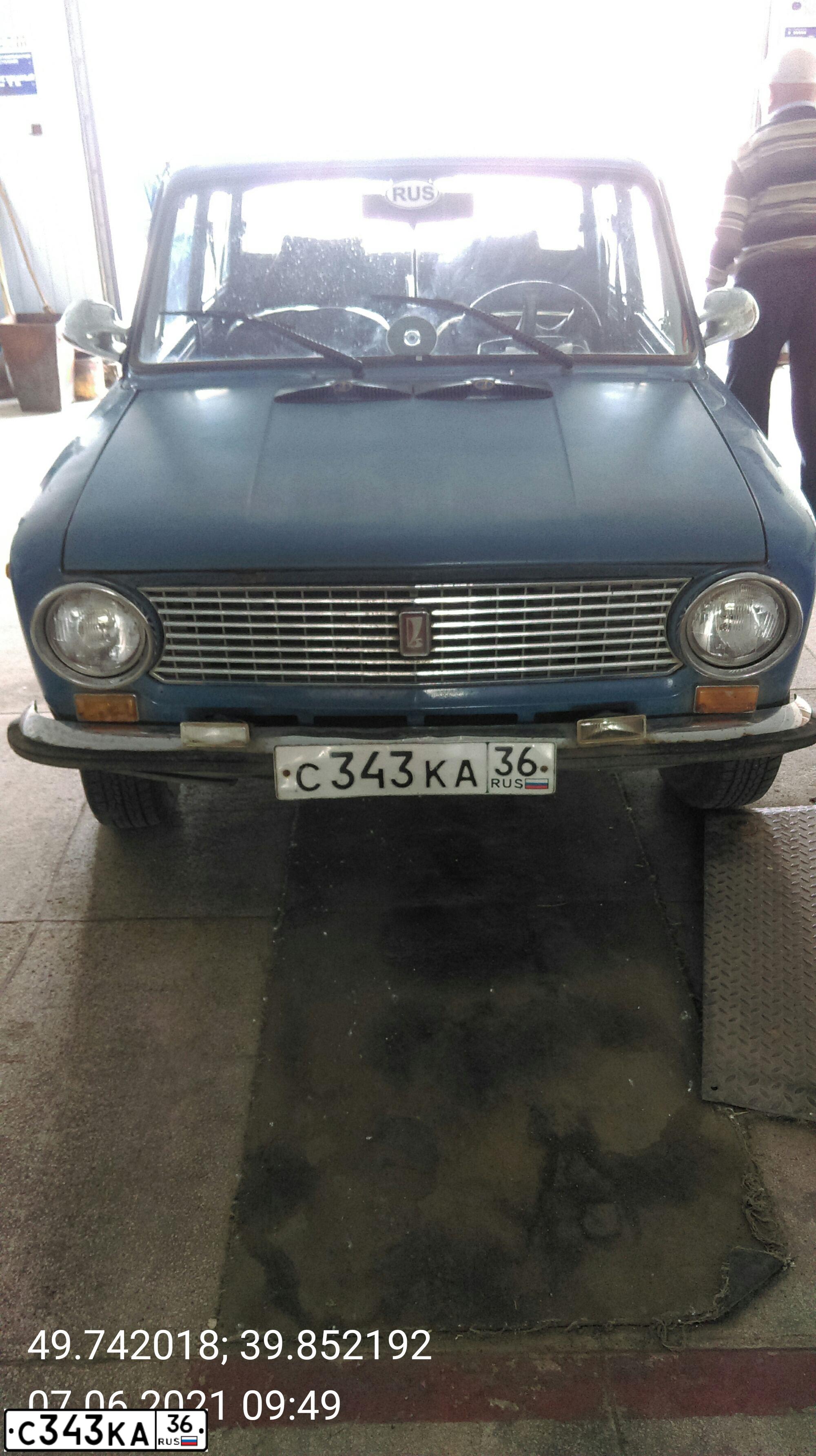 Фото автомобиля LADA 2101, 1985 — госномер Е293ЕУ36. Цвет: СИНИЙ