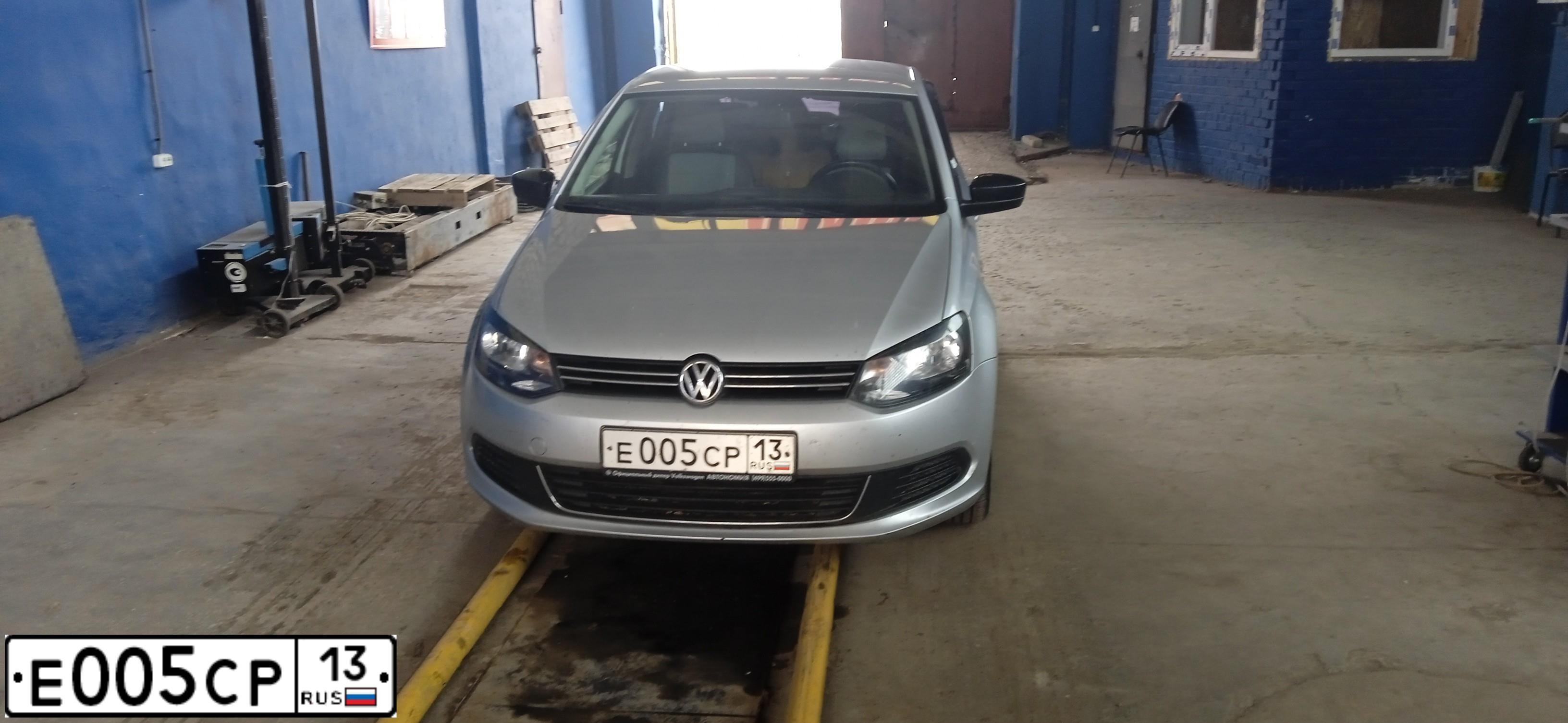 Фото автомобиля LADA 2112, 2006 — госномер Е005СР13. Цвет: СЕРО-ЗЕЛЕНЫЙ