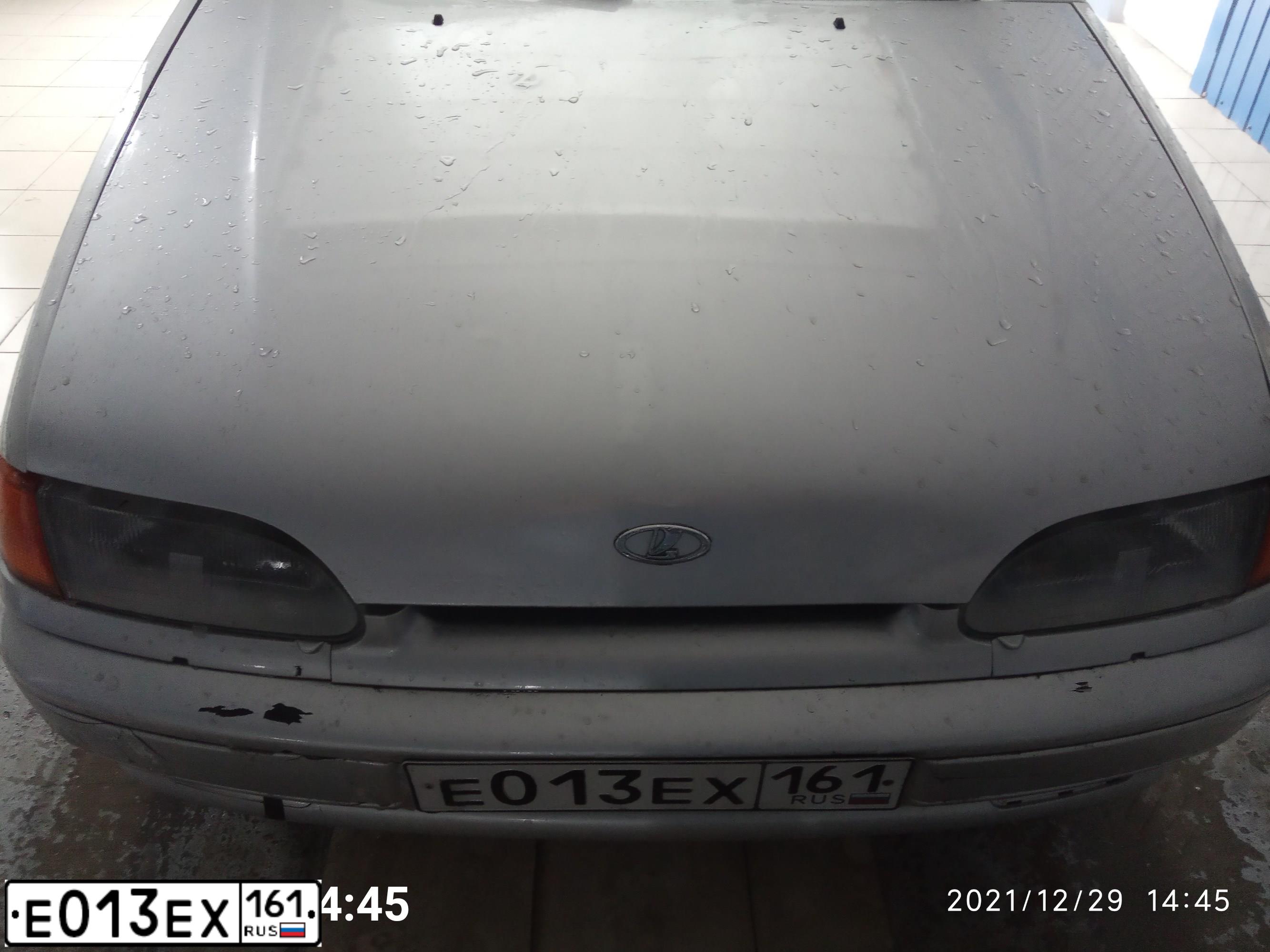Фото автомобиля LADA 2114 SAMARA, 2009 — госномер Е013ЕХ161. Цвет: СВЕТЛО-СЕРЕБ МЕТАЛЛ