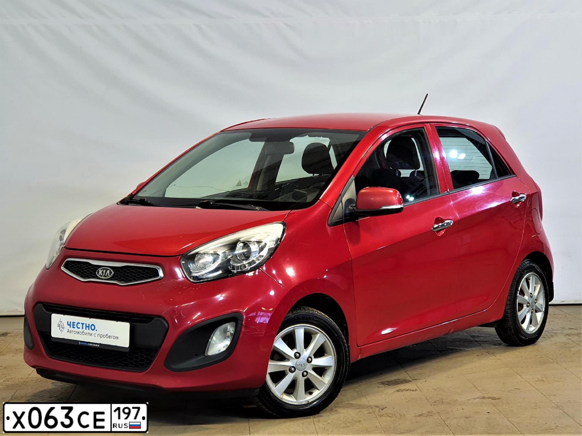 Фото автомобиля KIA PICANTO / MORNING, 2011 — госномер О840СС790. Цвет: Красный
