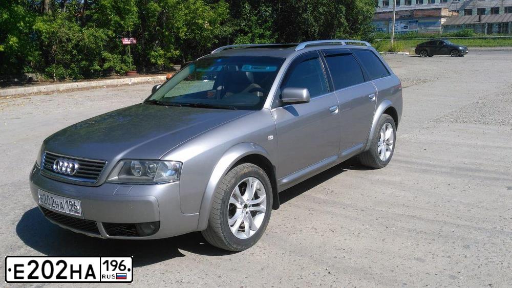 Фото автомобиля AUDI A6, 2002 — госномер Е202НА196. Цвет: БЕЛЫЙ СЕРЫЙ