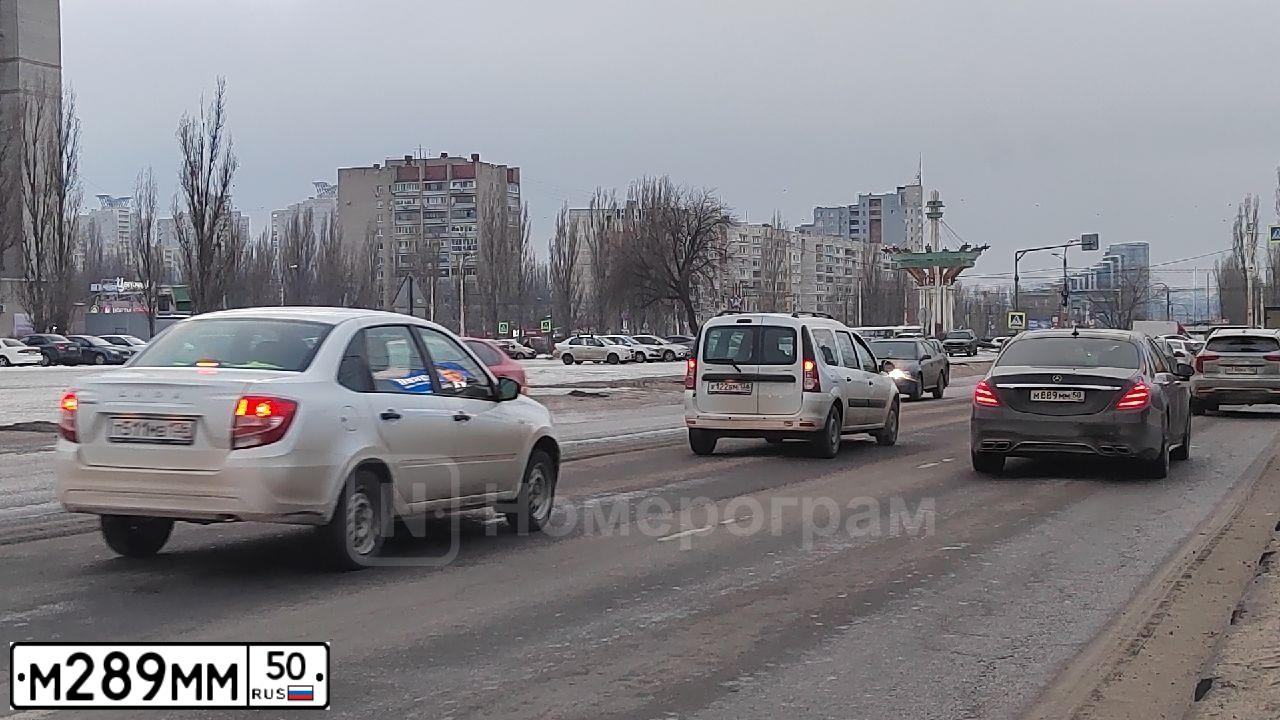 Фото автомобиля ГАЗ 3110, 2001 — госномер М289ММ50. Цвет: БЕЛЫЙ
