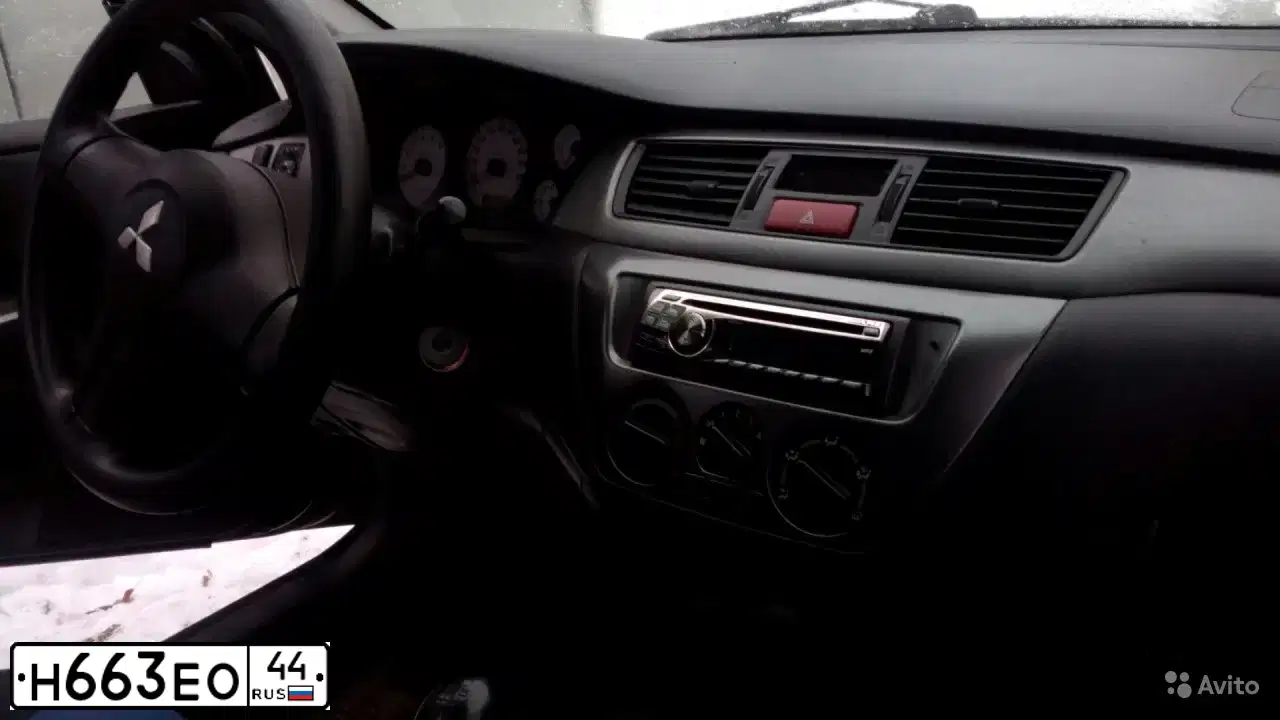 Фото автомобиля MITSUBISHI LANCER, 2006 — госномер В782ХС37. Цвет: синий