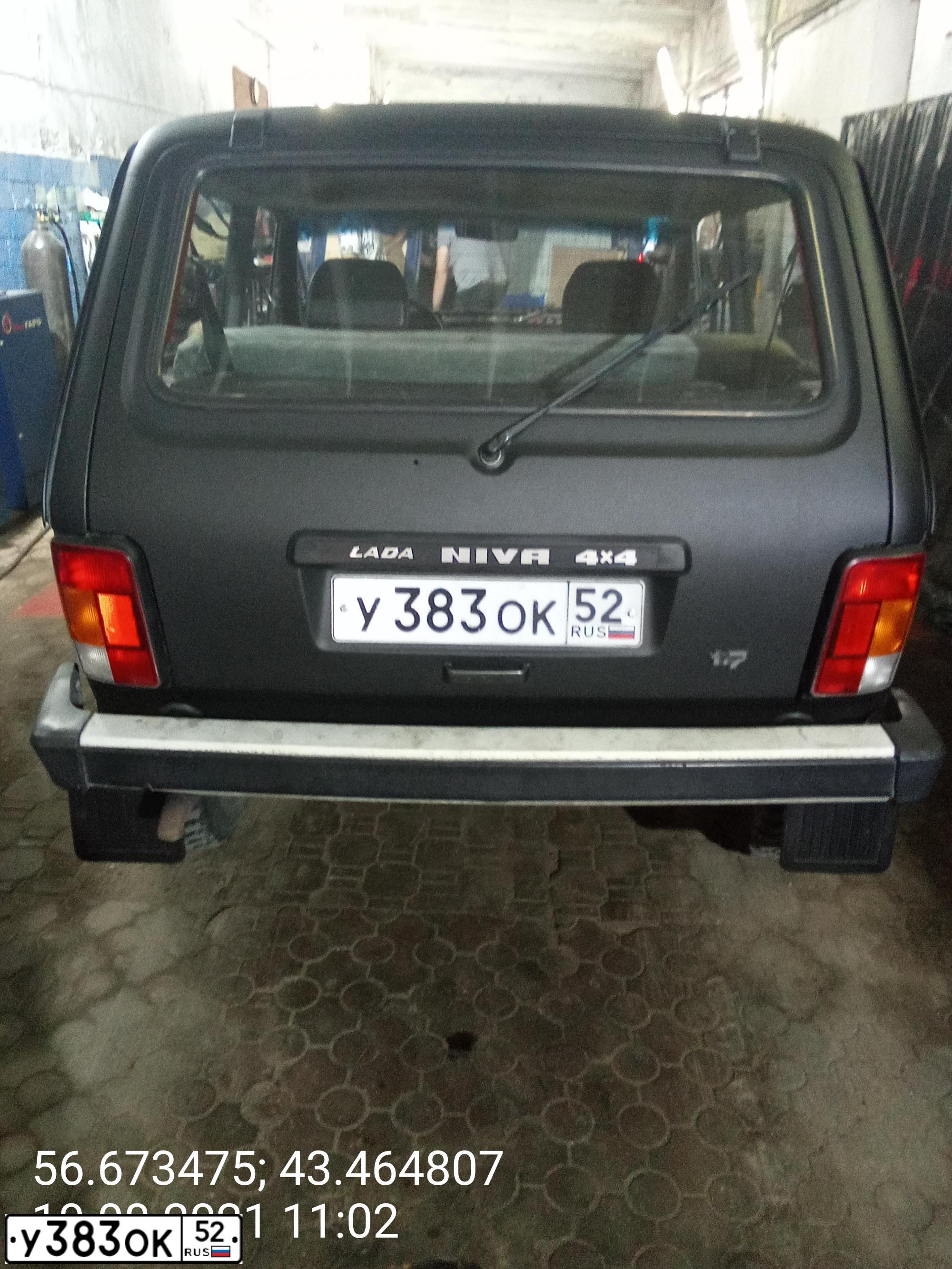 Фото автомобиля LADA 2115 SAMARA, 2006 — госномер Р006СМ52. Цвет: СВЕТЛО СЕРЕБР-МЕТАЛЛ