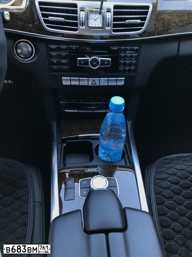 Фото автомобиля MERCEDES E-KLASSE, 2013 — госномер О008АЕ123. Цвет: Белый