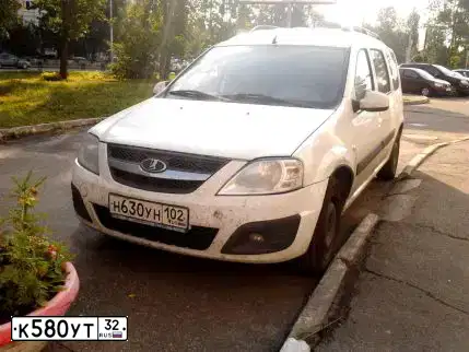 Фото автомобиля CHEVROLET CRUZE, 2011 — госномер К580УТ32. Цвет: БЕЛЫЙ