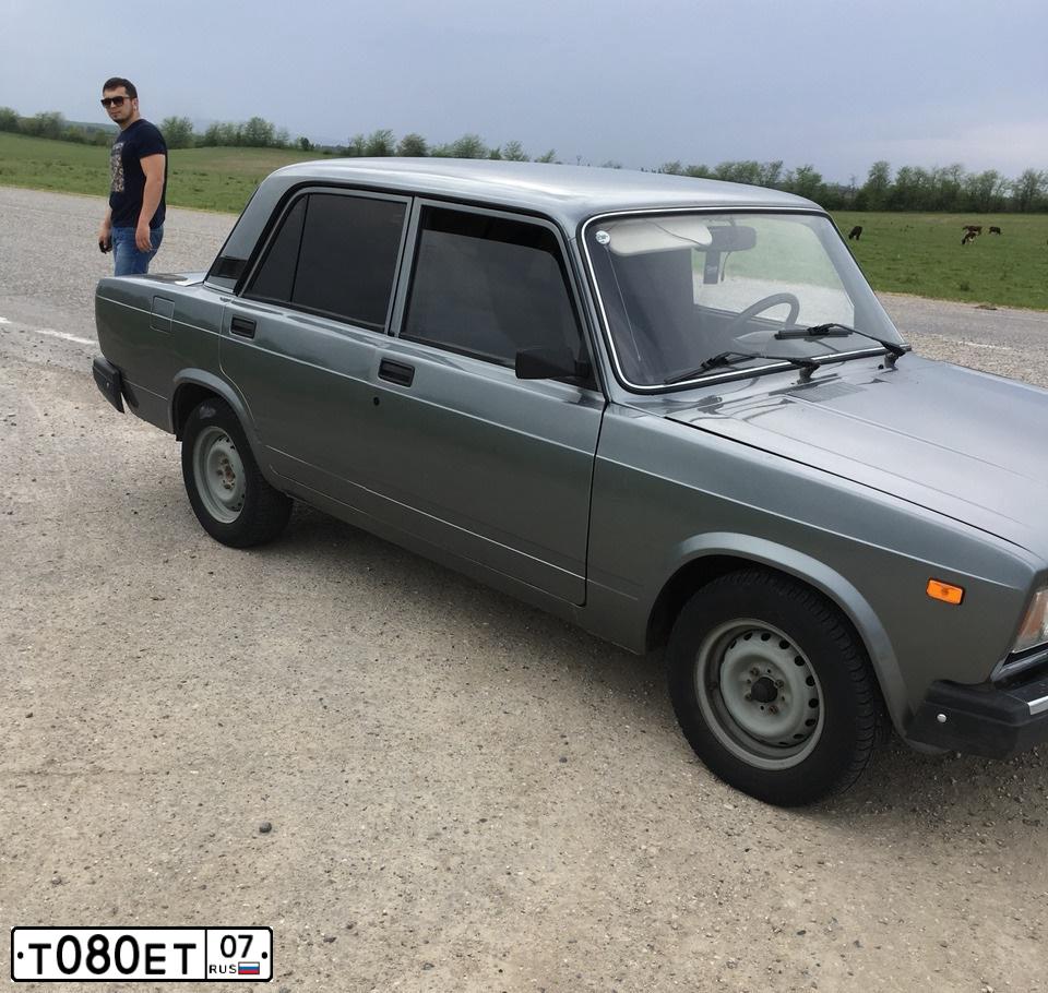 Фото автомобиля LADA 2105 LADA, 2010 — госномер Т080ЕТ07. Цвет: СРЕДНИЙ СЕРО-ЗЕЛЕН МЕТ