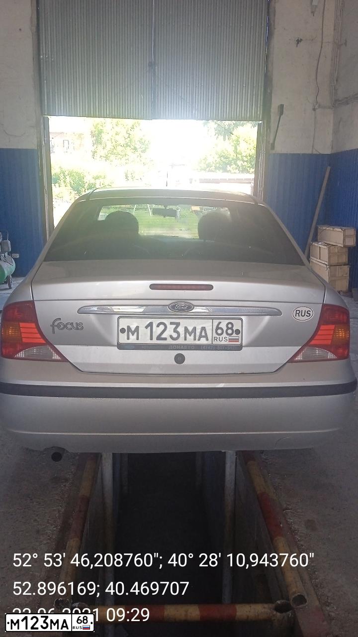 Фото автомобиля FORD FOCUS, 2005 — госномер М123МА68. Цвет: СЕРЕБРИСТЫЙ