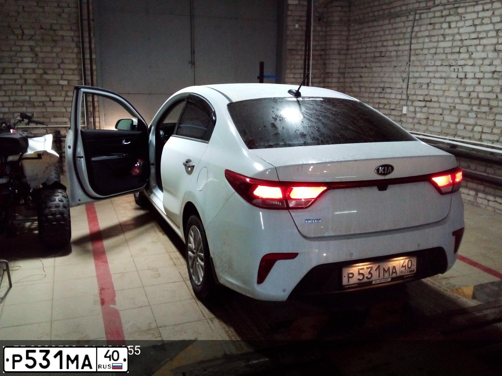 Фото автомобиля KIA RIO, 2018 — госномер Т680ТЕ750. Цвет: БЕЛЫЙ