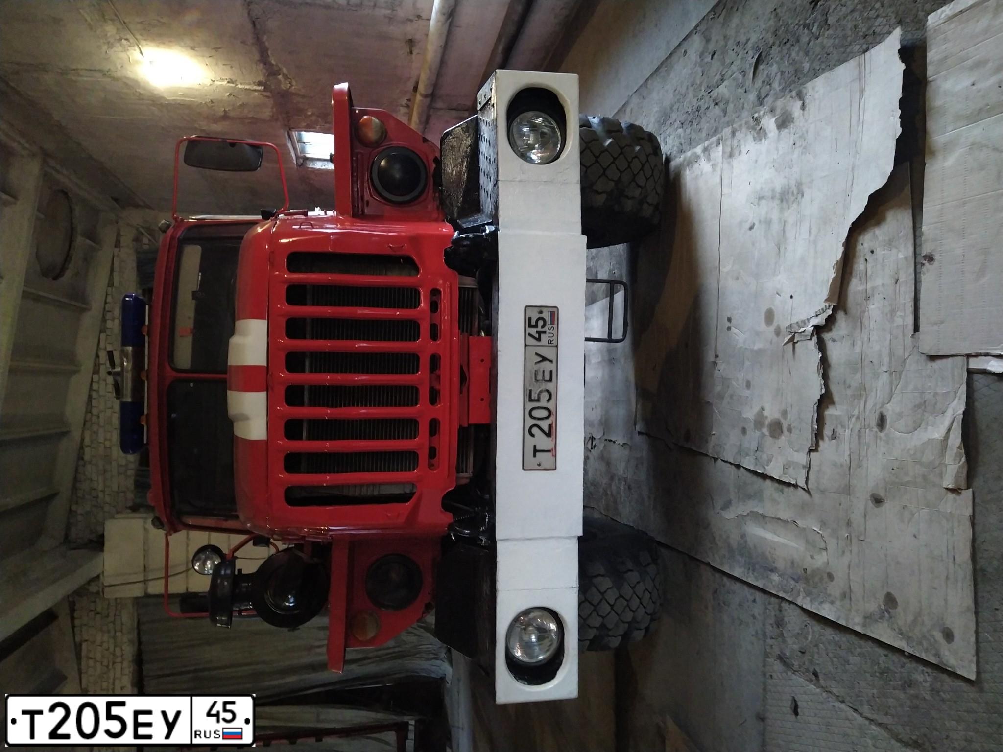 Фото автомобиля АЦ-5,5-40(5557) БЕЗ МОДЕЛИ 005 МИ 584А00, 2010 — госномер Т205ЕУ45. Цвет: ГОСТ Р 50574 2002