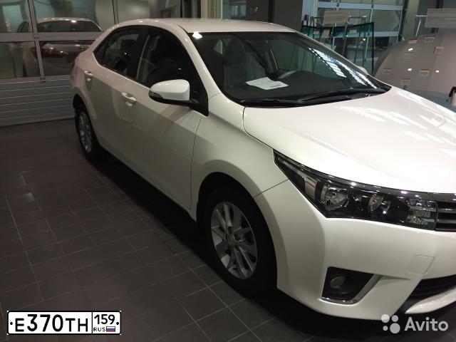 Фото автомобиля TOYOTA COROLLA, 2014 — госномер Е370ТН159. Цвет: Белый