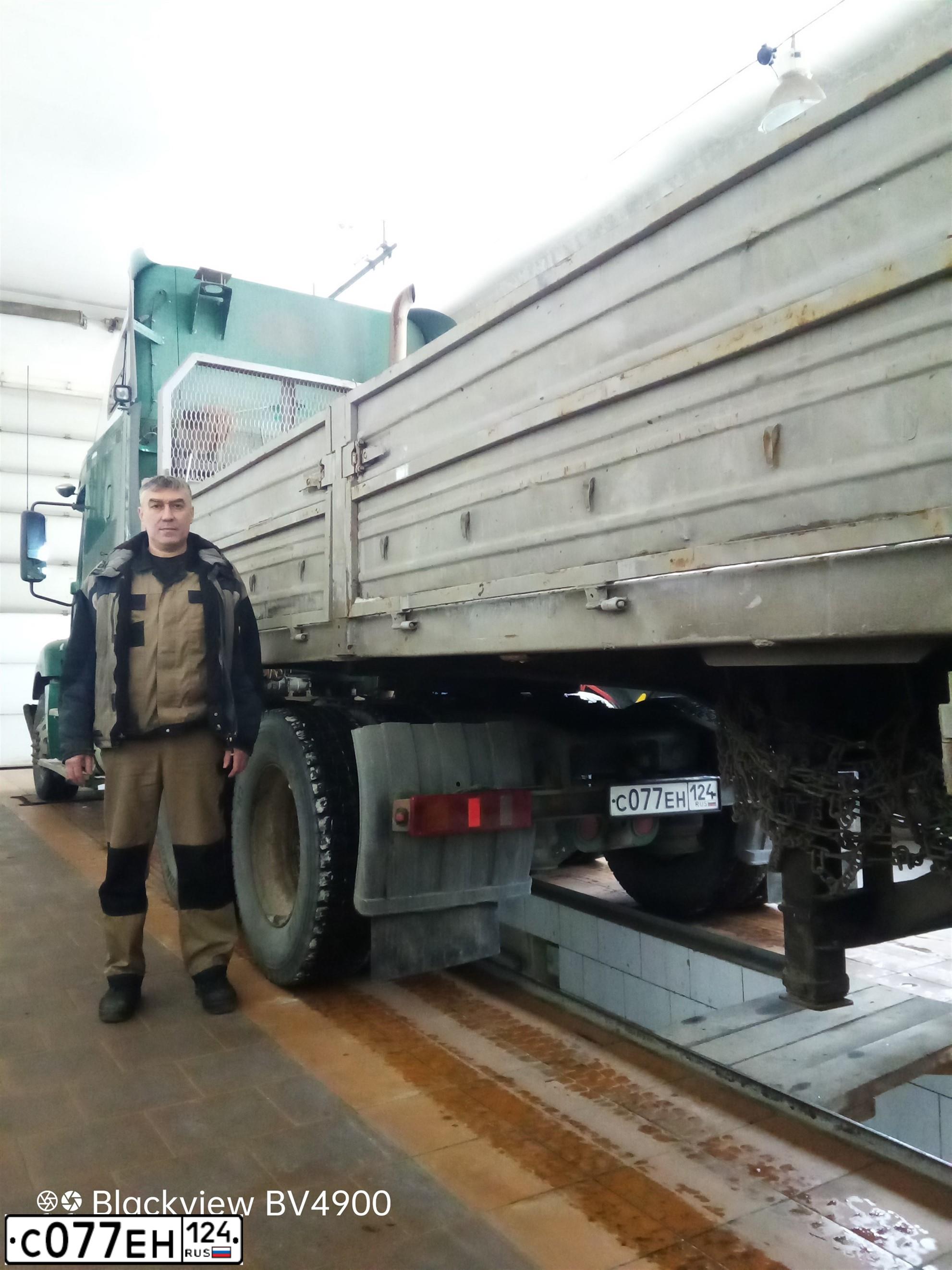 Фото автомобиля FREIGHLINER ИНОСТРАННЫЙ ГРУЗОВОЙ  (ГРУЗОВОЙ), 2003 — госномер О776СХ124