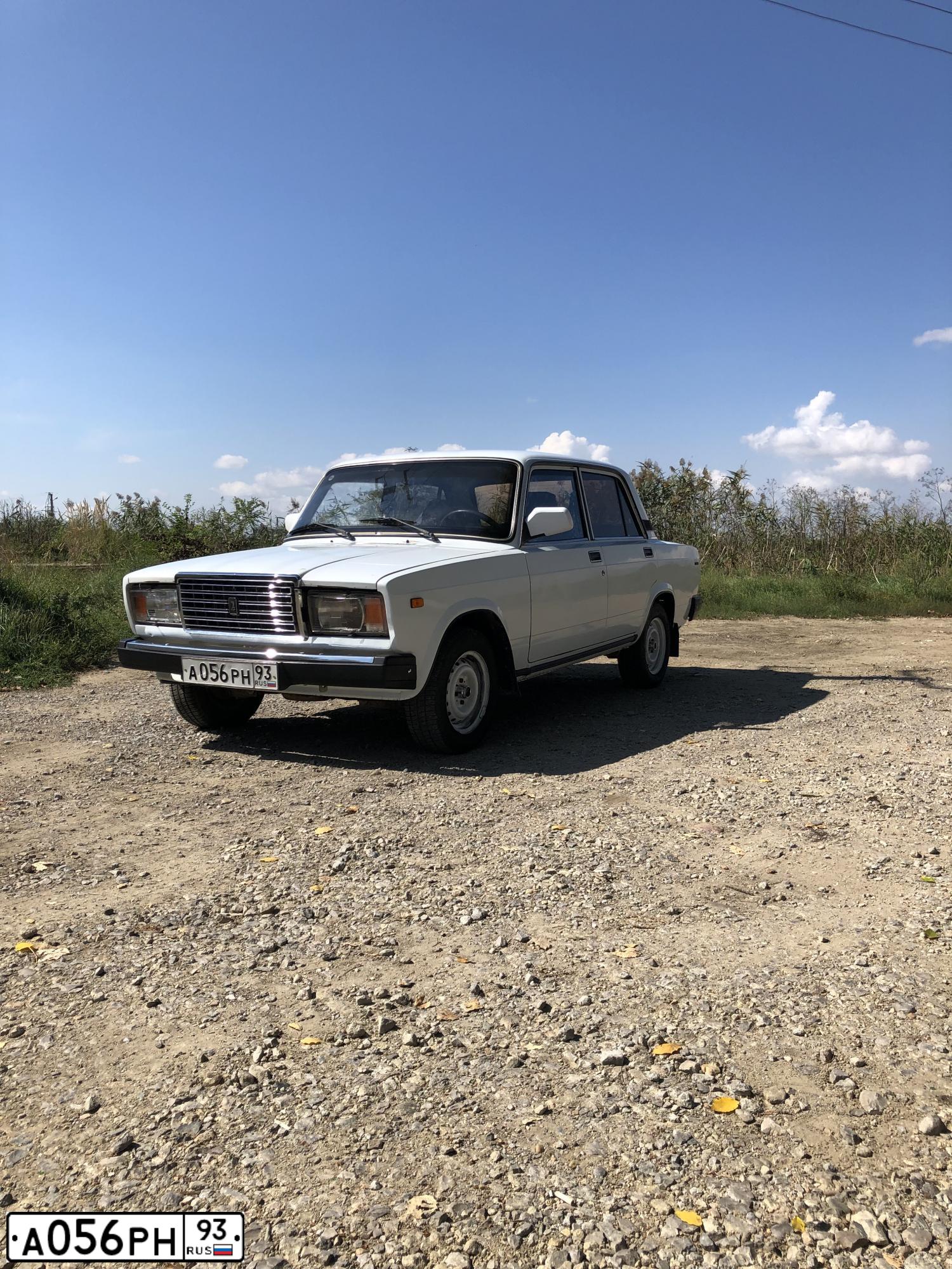Фото автомобиля LADA 2107, 2002 — госномер О584ВР193. Цвет: ЯРКО-БЕЛЫЙ