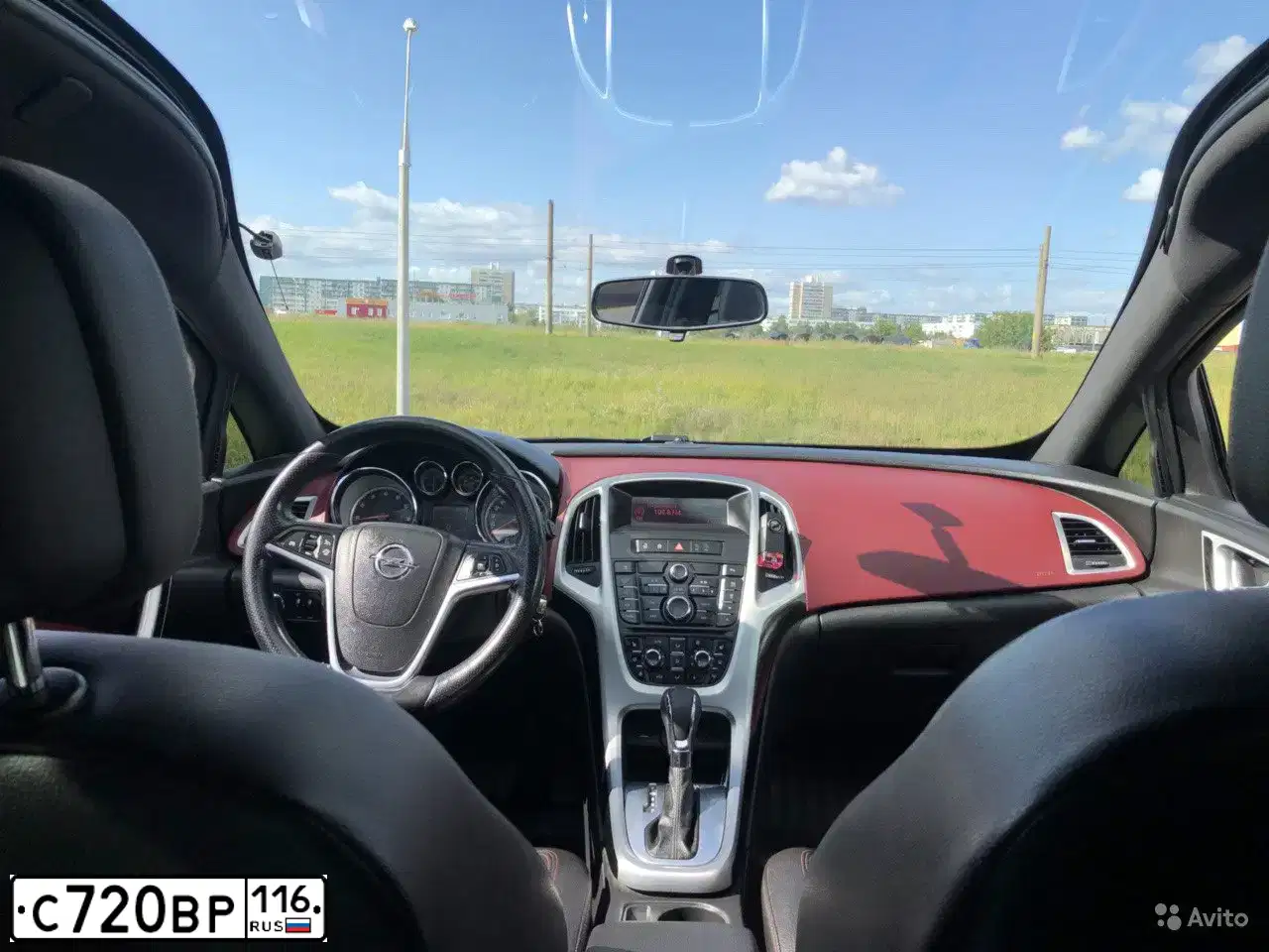 Фото автомобиля OPEL ASTRA, 2012 — госномер У970МЕ716