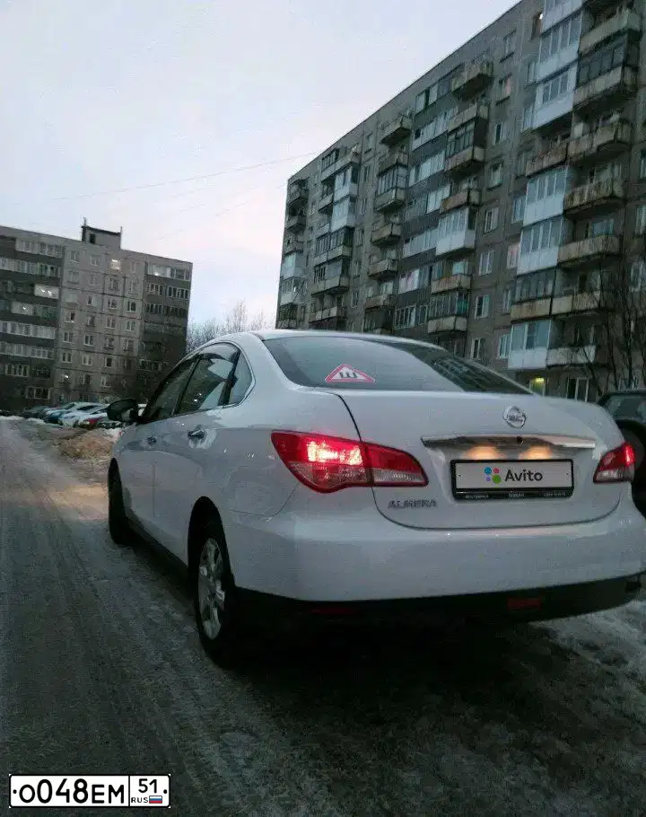 Фото автомобиля TOYOTA RAV4, 1999 — госномер О048ЕМ51. Цвет: ЧЕРНЫЙ