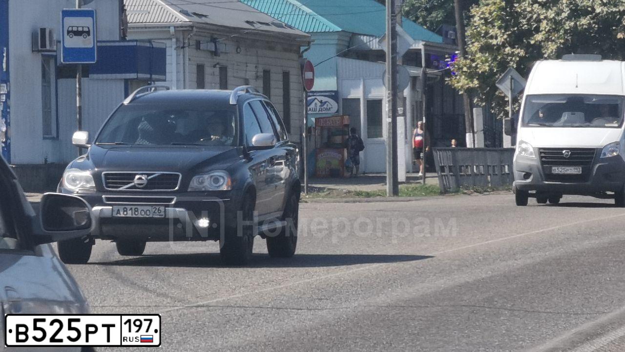 Фото автомобиля OPEL ASTRA, 2011 — госномер С975МА40. Цвет: КРАСНЫЙ