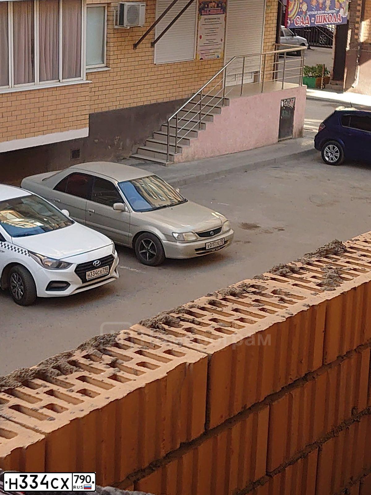 Фото автомобиля HYUNDAI SOLARIS, 2017 — госномер В116РК193. Цвет: Белый