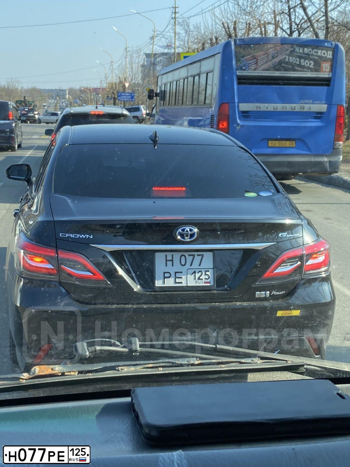 Фото автомобиля TOYOTA CROWN, 2019 — госномер А637КМ49