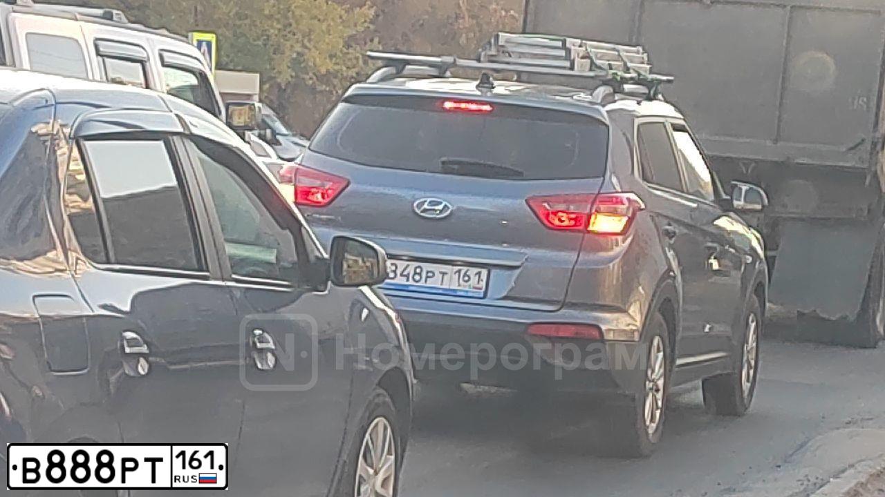 Фото автомобиля INFINITI QX70 /FX/, 2011 — госномер С800НХ161. Цвет: БЕЛЫЙ
