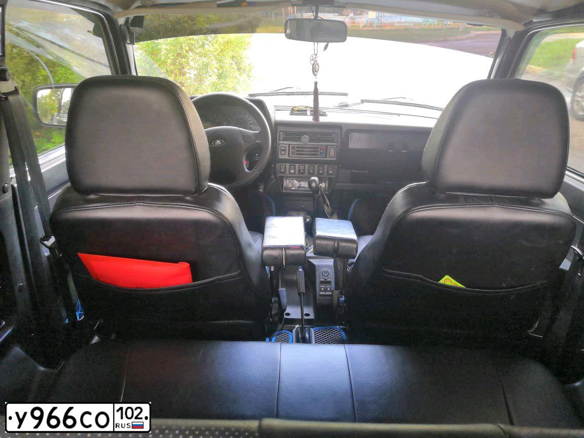 Фото автомобиля LADA 2121 NIVA, 2017 — госномер О262РМ48. Цвет: Золотисто-коричневый