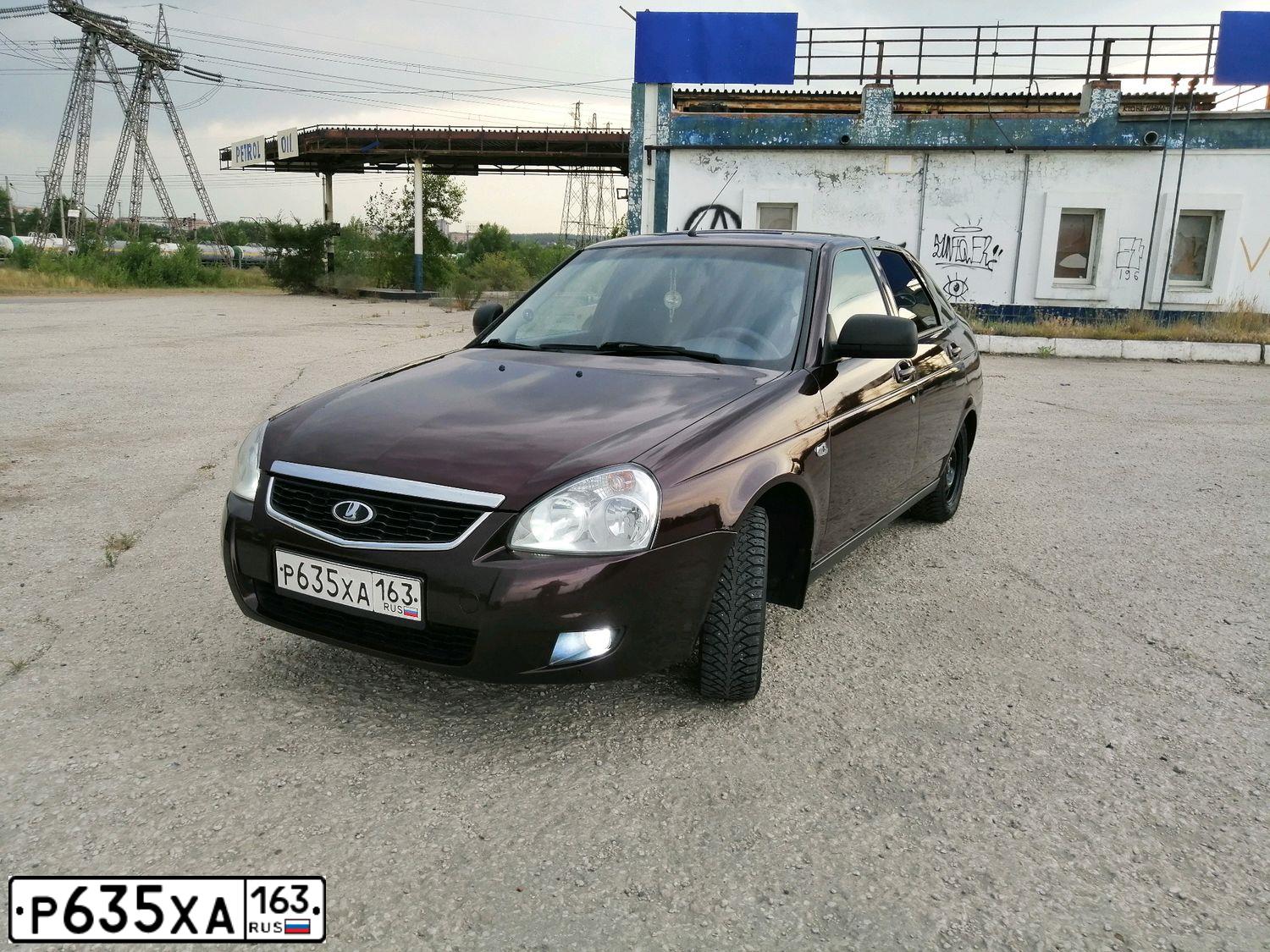 Фото автомобиля LADA 2172 PRIORA, 2012 — госномер Р635ХА163. Цвет: ТЕМНО-ВИШНЕВЫЙ