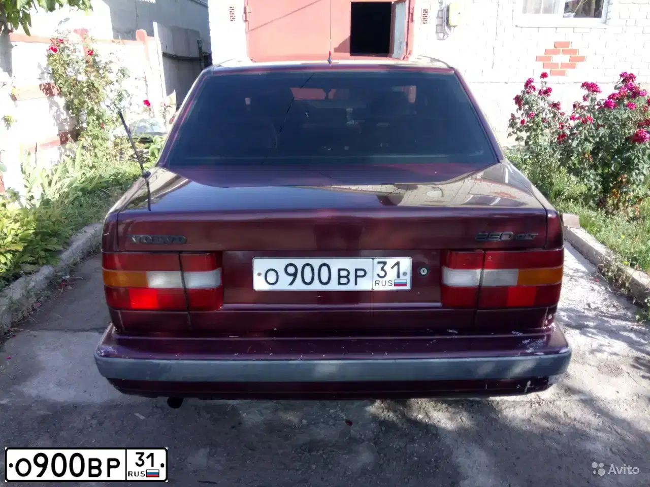 Фото автомобиля VOLVO 850, 1992 — госномер О714ТА31. Цвет: КРАСНЫЙ ВИШНЕВЫЙ 
