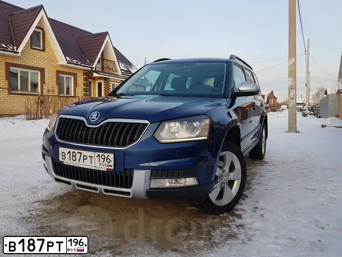 Фото автомобиля SKODA YETI, 2014 — госномер В187РТ196. Цвет: ТЕМНО-СИНИЙ