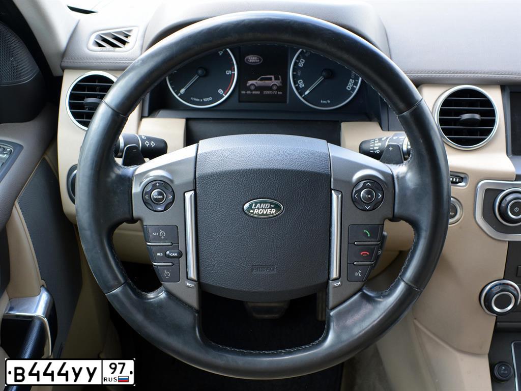 Фото автомобиля LAND ROVER DISCOVERY, 2005 — госномер Р801ВО550