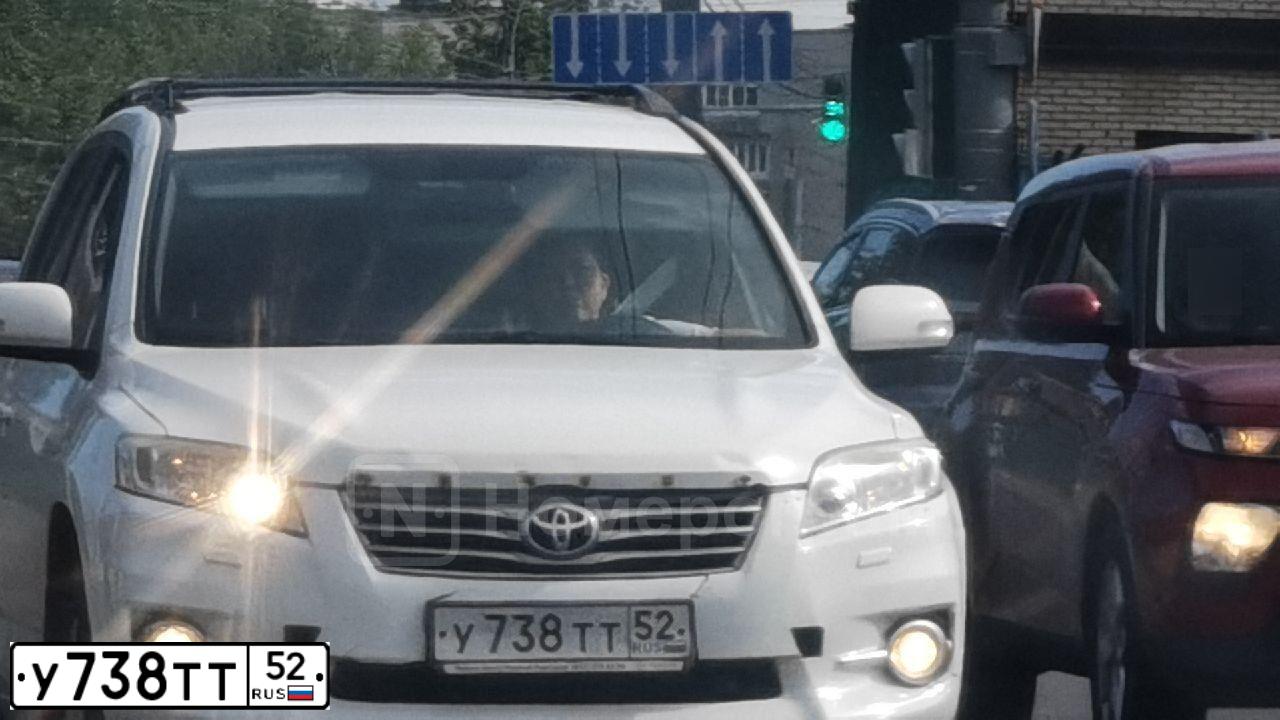 Фото автомобиля HONDA JAZZ, 2008 — госномер А810ХМ116. Цвет: ТЕМНО-СЕРЫЙ