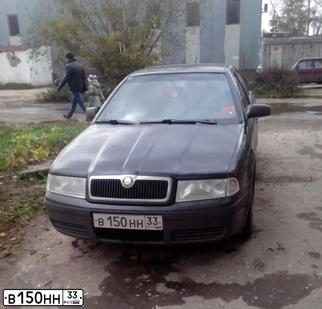 Фото автомобиля SKODA OCTAVIA, 2006 — госномер В150НН33. Цвет: ЧЕРНЫЙ