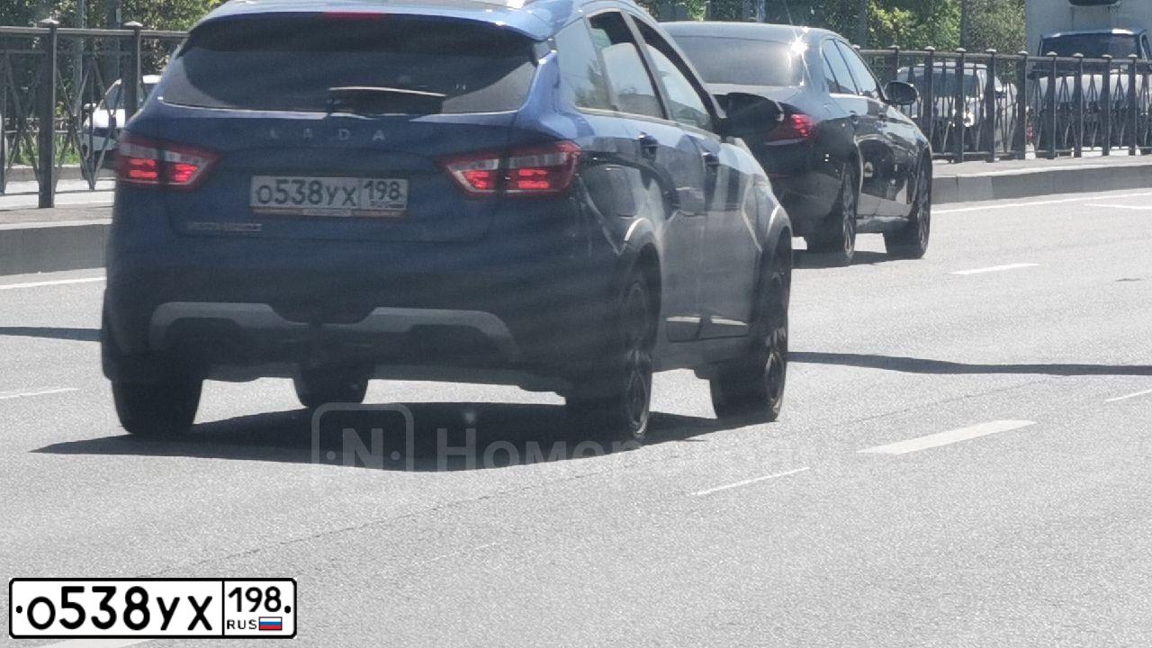 Фото автомобиля LADA VESTA, 2021 — госномер А029УС69. Цвет: синий черный
