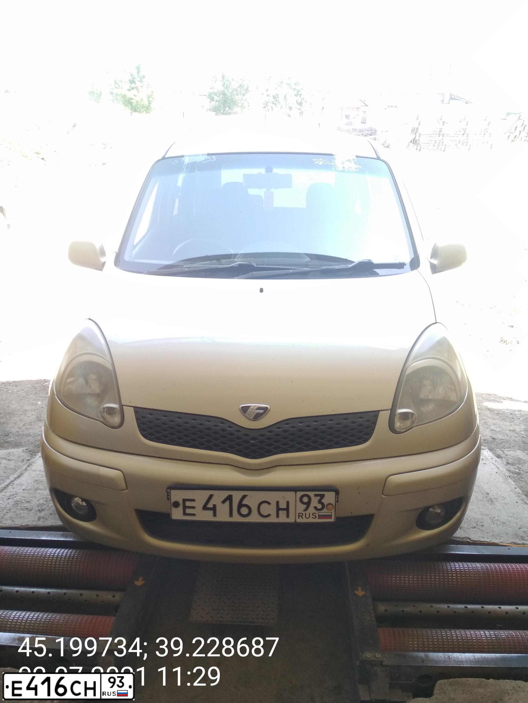 Фото автомобиля TOYOTA FUNCARGO, 2003 — госномер Е199УТ193