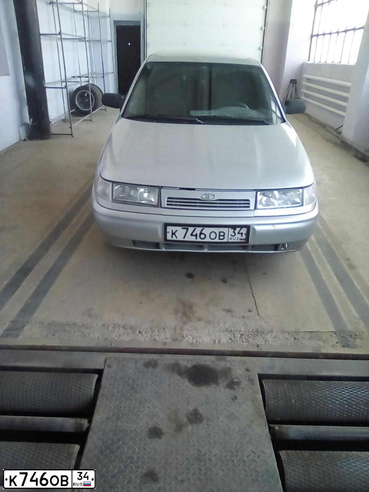 Фото автомобиля LADA 2111, 2007 — госномер К746ОВ34. Цвет: СВЕТЛО-СЕРЕБРИСТЫЙ МЕТАЛЛ