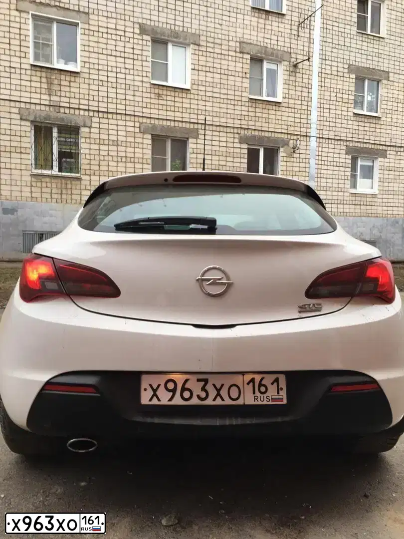 Фото автомобиля OPEL ASTRA, 2012 — госномер К278ТН197. Цвет: Белый