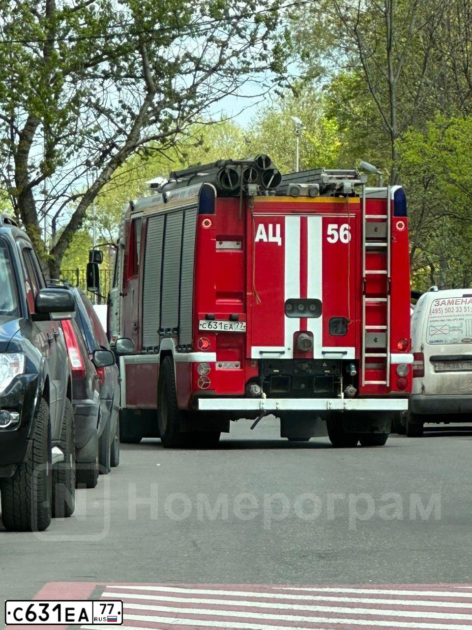 Фото автомобиля LADA 2107, 1994 — госномер С631ЕА77. Цвет: КРАСНЫЙ ТЕМНЫЙ