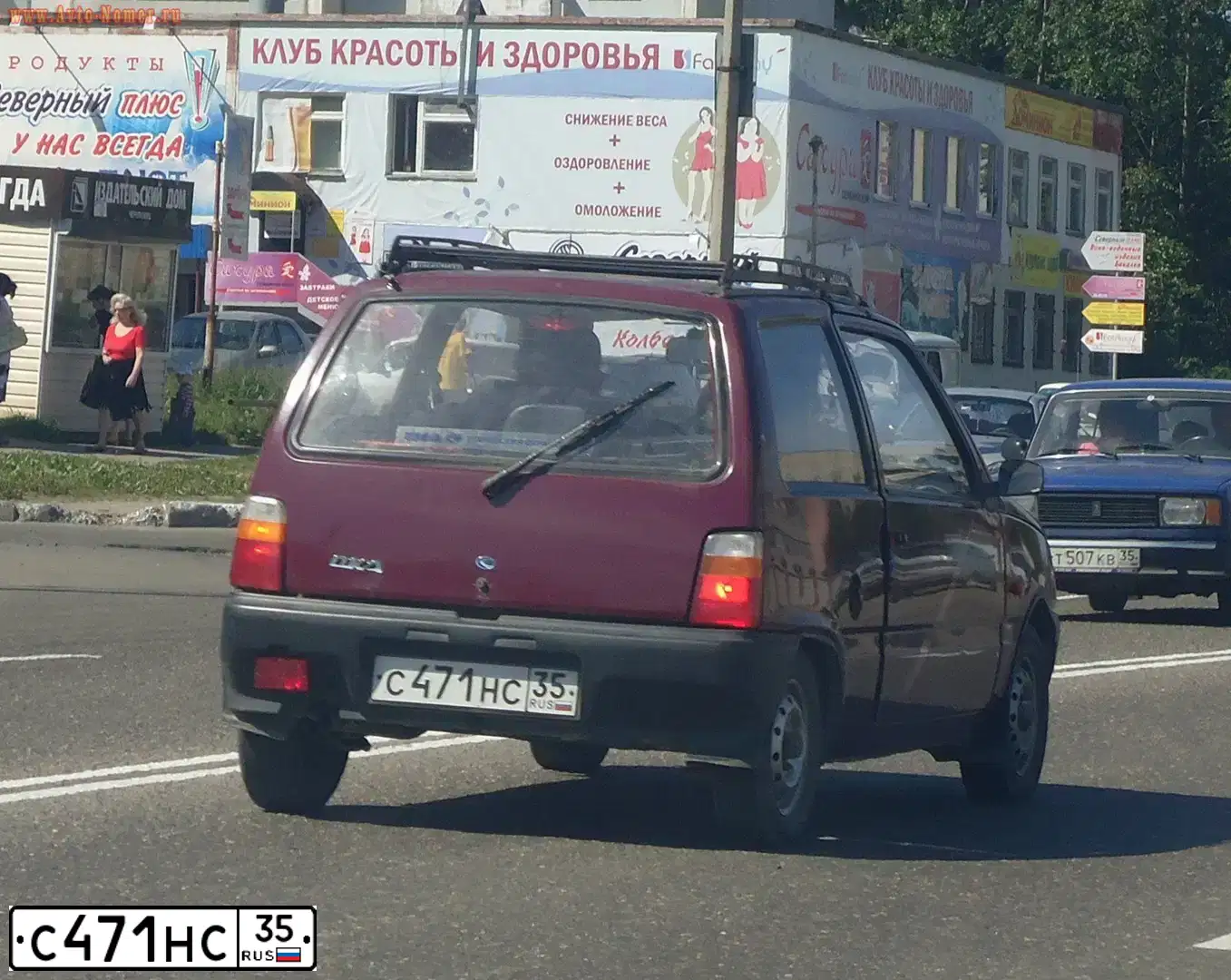 Фото автомобиля SEAZ OKA, 2004 — госномер С471НС35. Цвет: ГРАНАТ