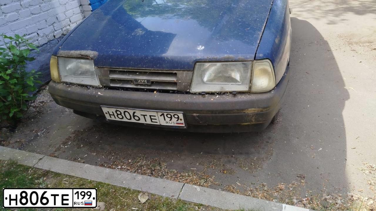 Фото автомобиля IZH 2126, 2003 — госномер Н806ТЕ199. Цвет: ТЕМНО-СИНИЙ