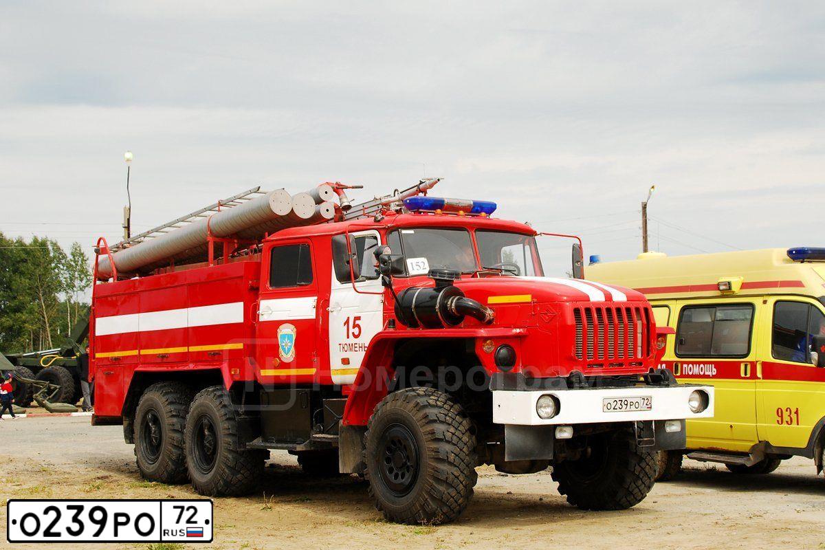 Фото автомобиля URAL 5557 /6X6/, 2012 — госномер О239РО72. Цвет: ЦВ СХ А6 ПО ГОСТ Р 50574-2019